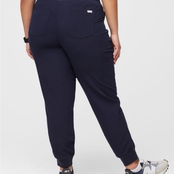 Figs Zamora Navy Jogger Scrub Pants size Large - Picture 3 of 10